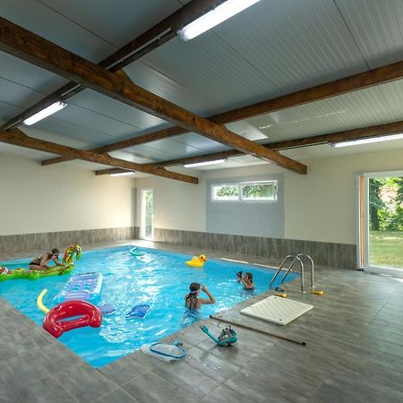Le Chalet Airaines Zewnętrze zdjęcie